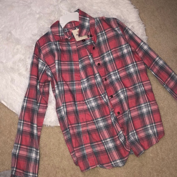 Flannel - Picture 2 of 10